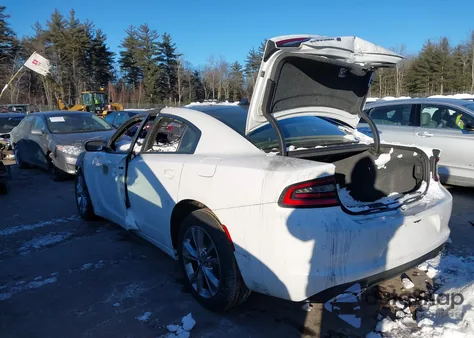 2021 Dodge Charger Sxt Awd z USA, uszkodzony, nr VIN 2C3CDXJG5MH661521